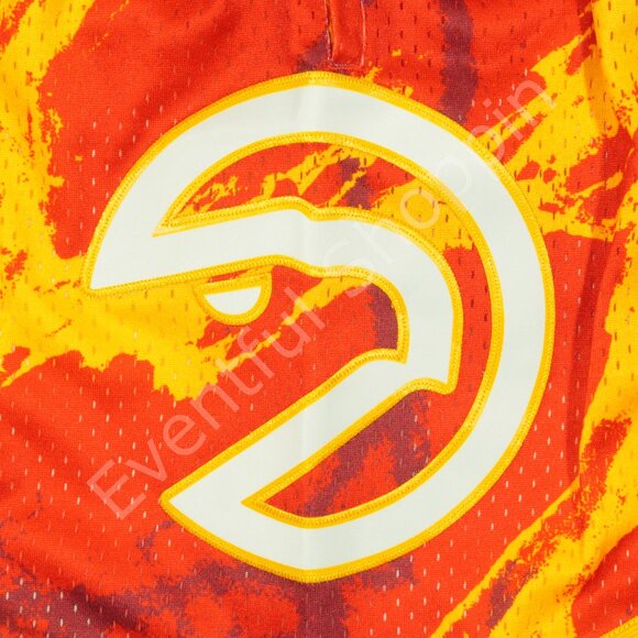 Mitchell & Ness Atlanta Hawks Shorts Mens L Red Multi Basketball Fire New - Picture 4 of 7
